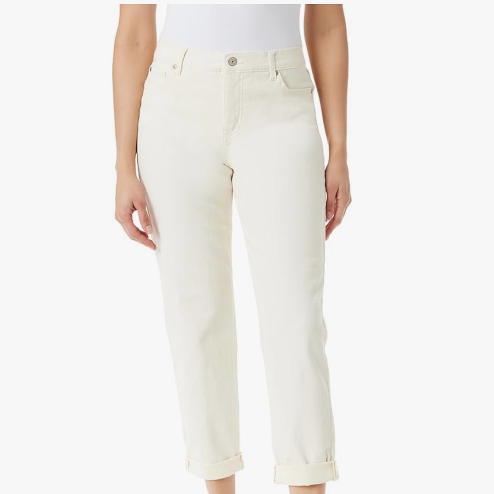 Gloria Vanderbilt Weekend Boyfriend Fit Jeans β Adjustable Roll Cuff - Picture 2 of 6